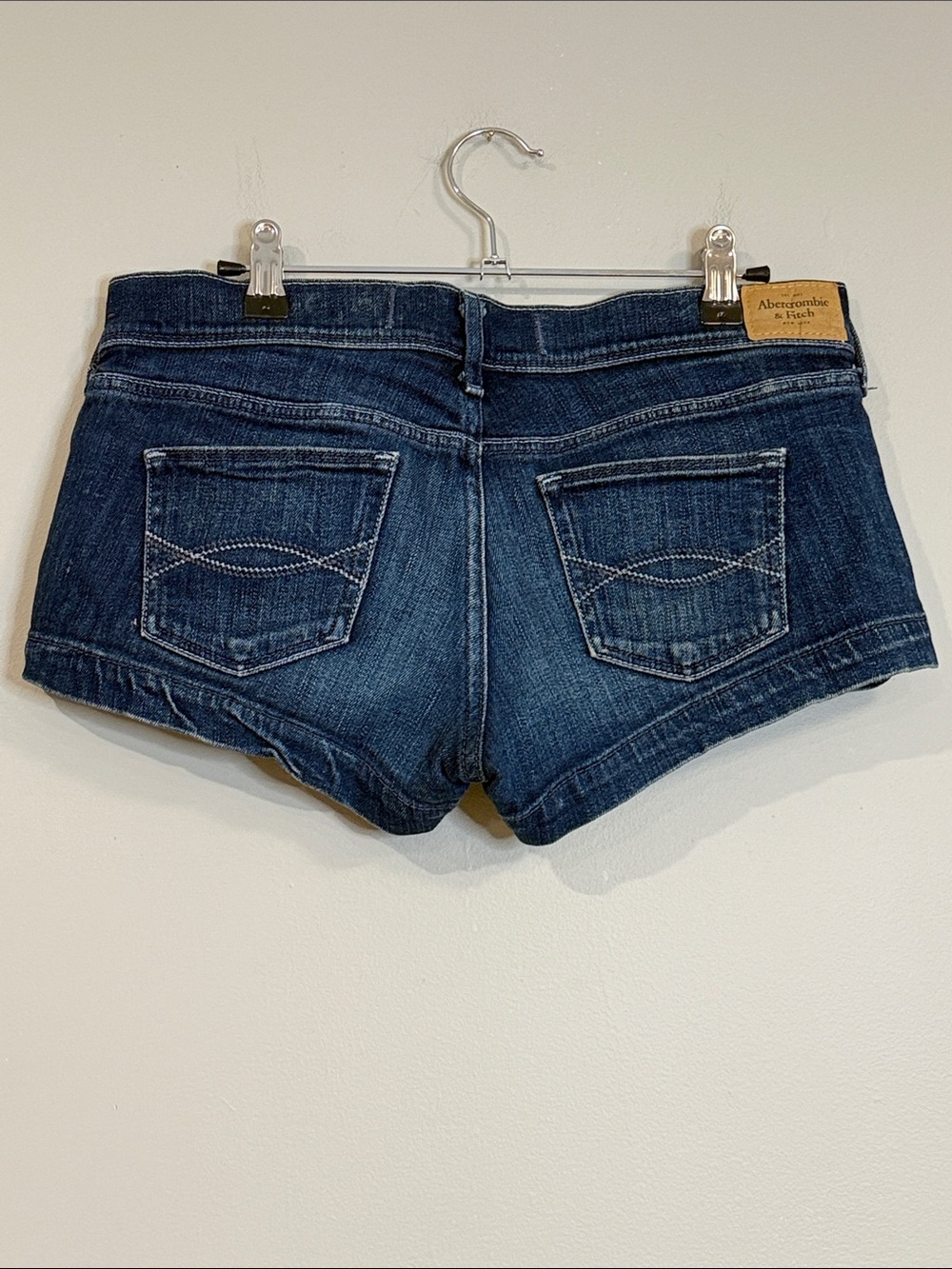 Abercrombie & Fitch Indigo Blue vintage denim short perfect stretch edition